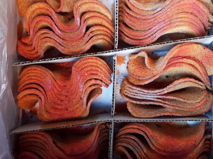 Корюшка вяленая с икрой (21+): Ресторанные гренки с паприкой