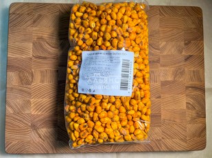 Мучные полоски ФИОЛЕТОВЫЕ со вкусом острых куриных крылышек 76 гр: Кукуруза жареная 