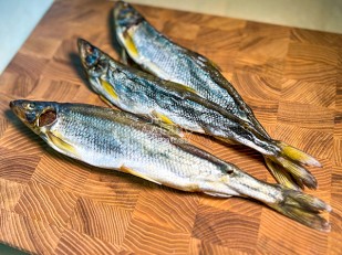 Рыба горячего копчения: Корюшка без икры вяленая ГОСТ (крупная)