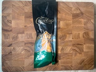 Кнуты Кавказские с говядиной (500 гр.): Сыр 100 гр ГОРНЫЙ СЫРОВАР (Косичка копчёная)