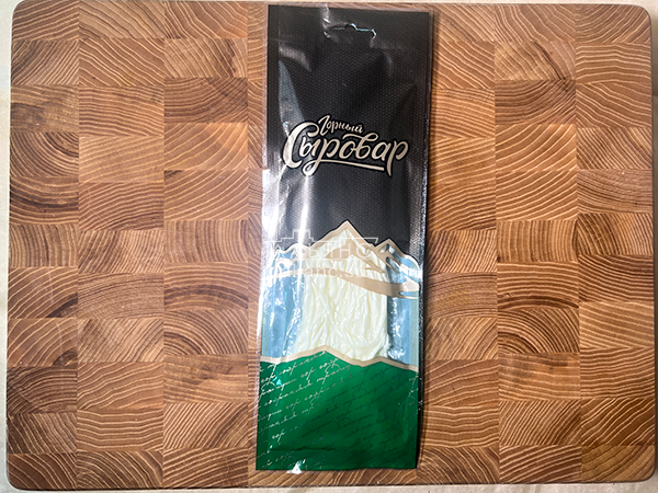 Сыр 60 гр ГОРНЫЙ СЫРОВАР (Паутинка белая с укропом и чесноком) в Санкт-Петербурге