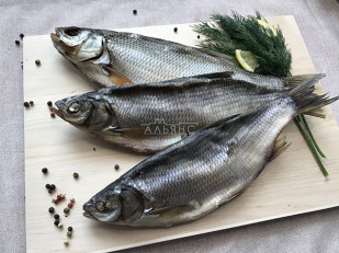 Камбала камчатская вяленая с икрой: Плотва вяленая